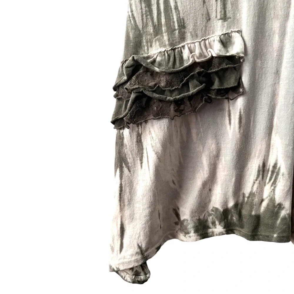 RXB | WHITE & SAGE TIE DYE RUFFLED LACE TUNIC TOP - Picture 3 of 8
